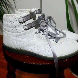 high top reebok white